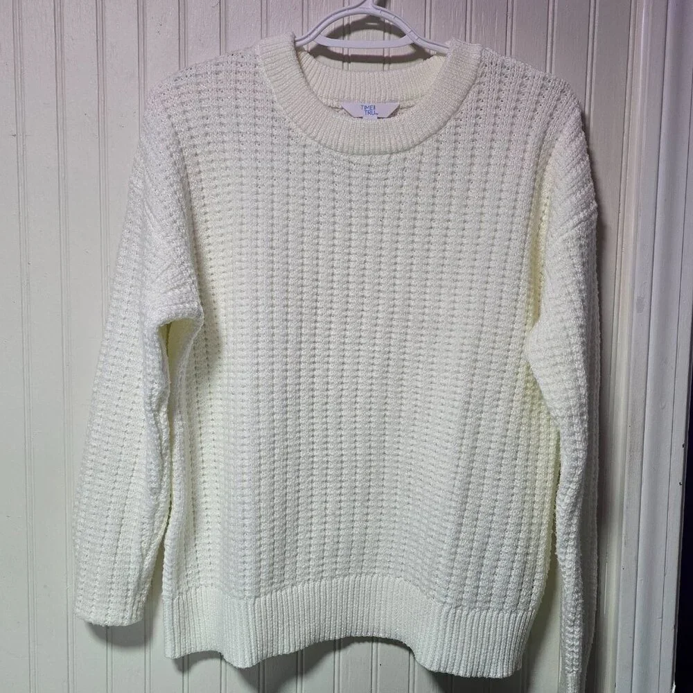 Time and Tru Midweight Waffle Stitch Sweater - Worn Once - Picture 2 of 2